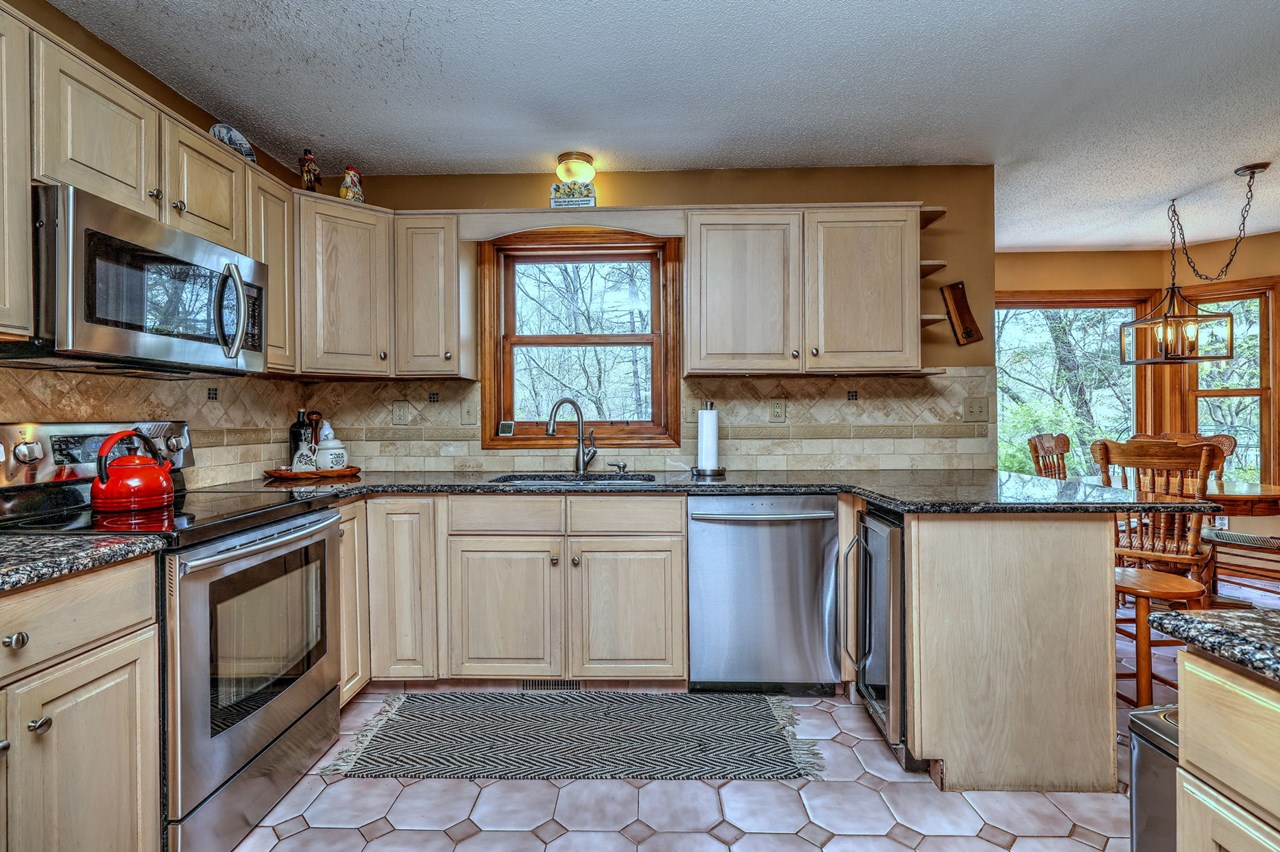 from morning coffee to midnight snacks - this kitchen has you covered.