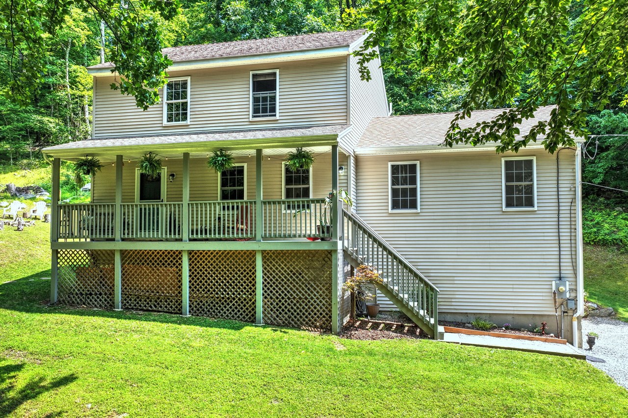 35 Charles Road